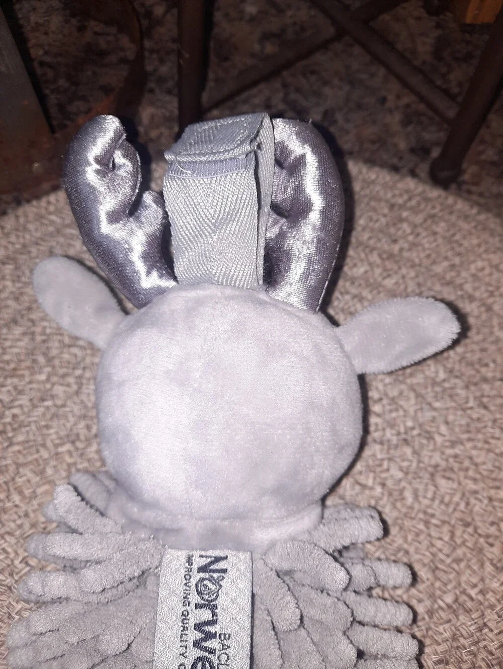 Norwex Gray Chenille Microfiber Pet To Dry Reindeer